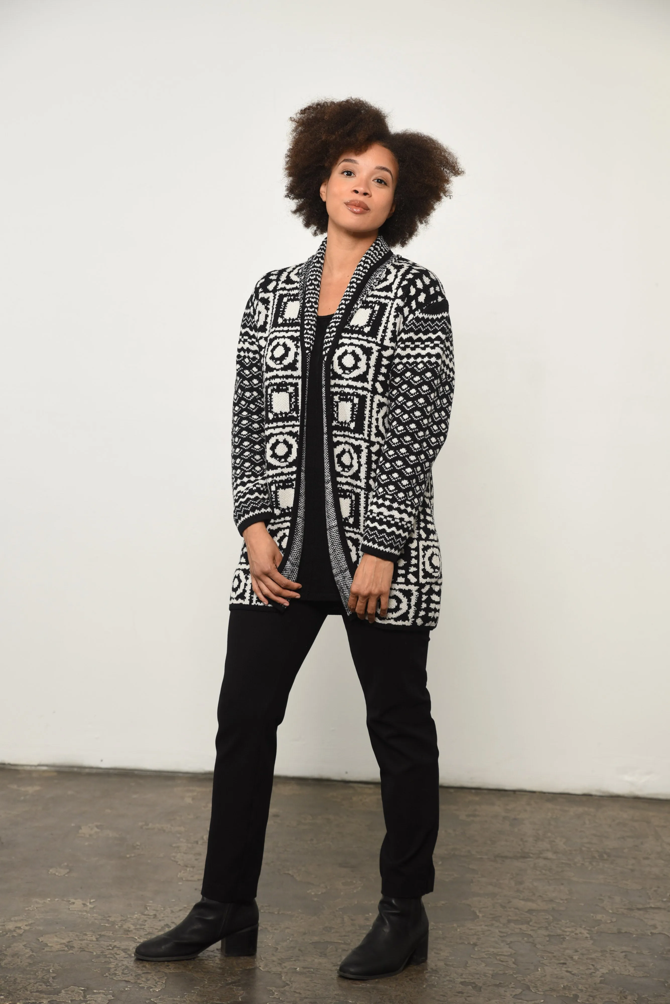 Abstract Print Open Front Cardigan in Black Aztec