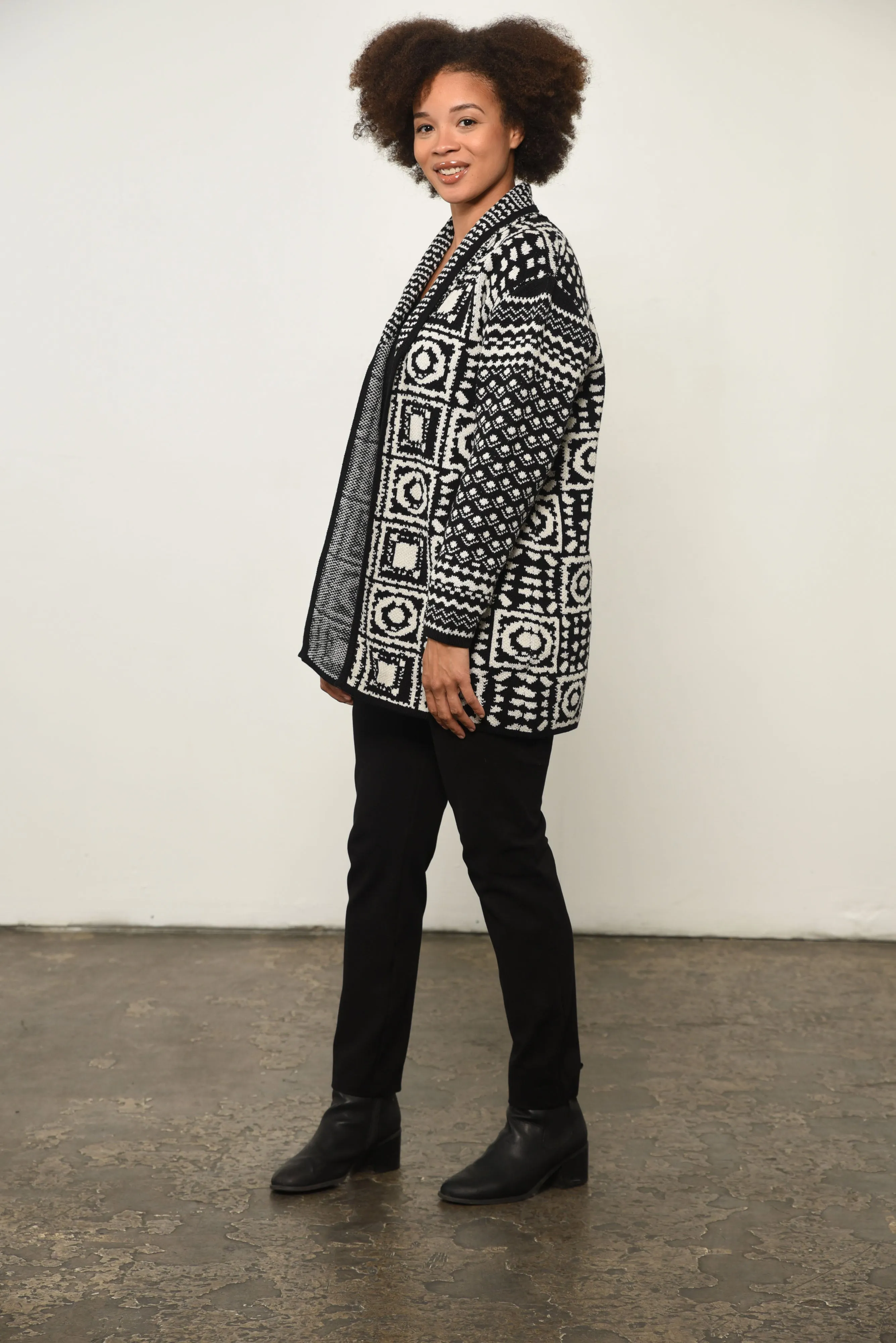 Abstract Print Open Front Cardigan in Black Aztec