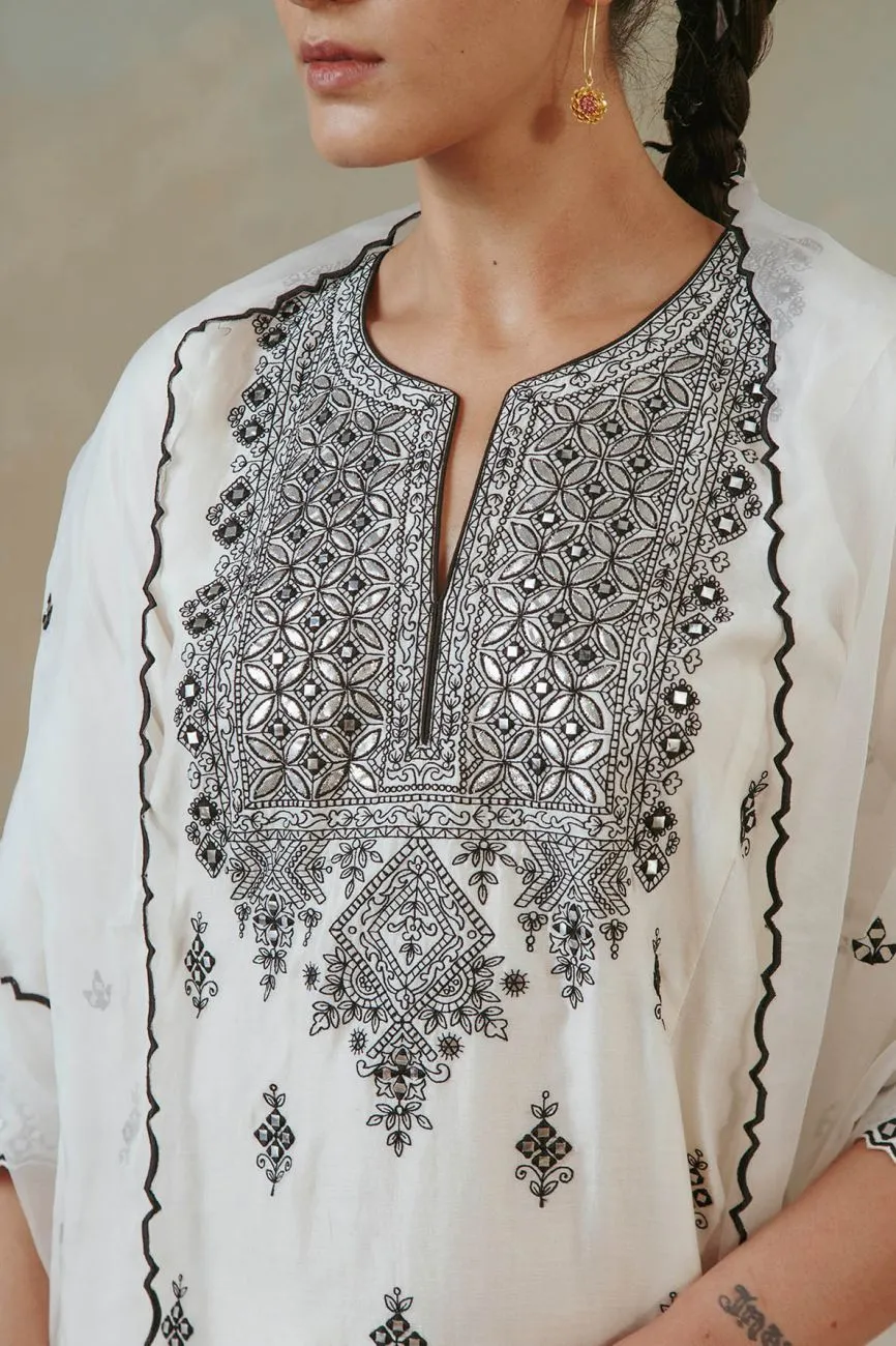 Ivory Gota And Mirror Kurta Set