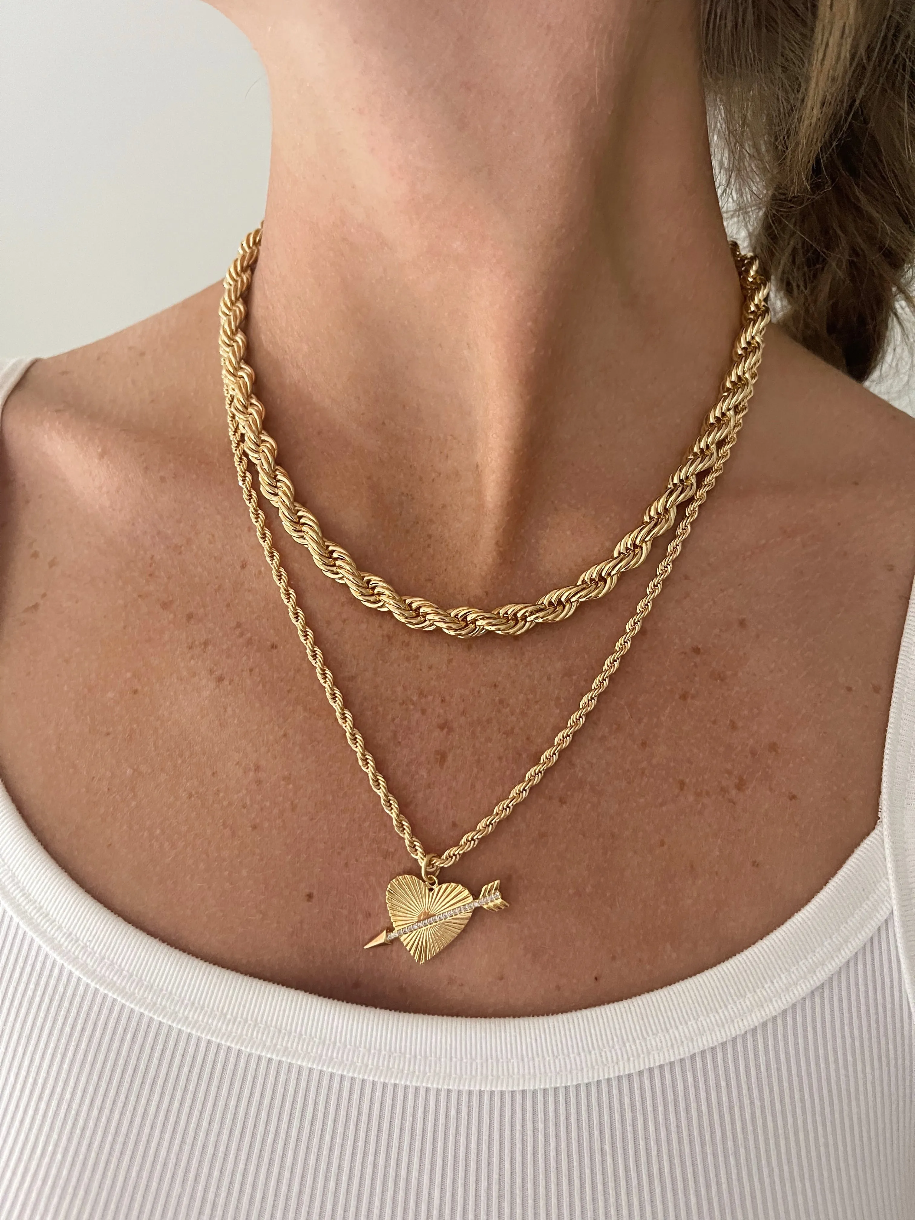 LOVE STRUCK NECKLACE