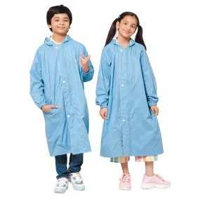 THE CLOWNFISH Cloud Chaser Series Kids Raincoat Waterproof Polyester Double Coating Reversible Longcoat with Hood and Reflector Logo at Back. Printed Plastic Pouch. Kid Age-7-8 years (Skyblue)