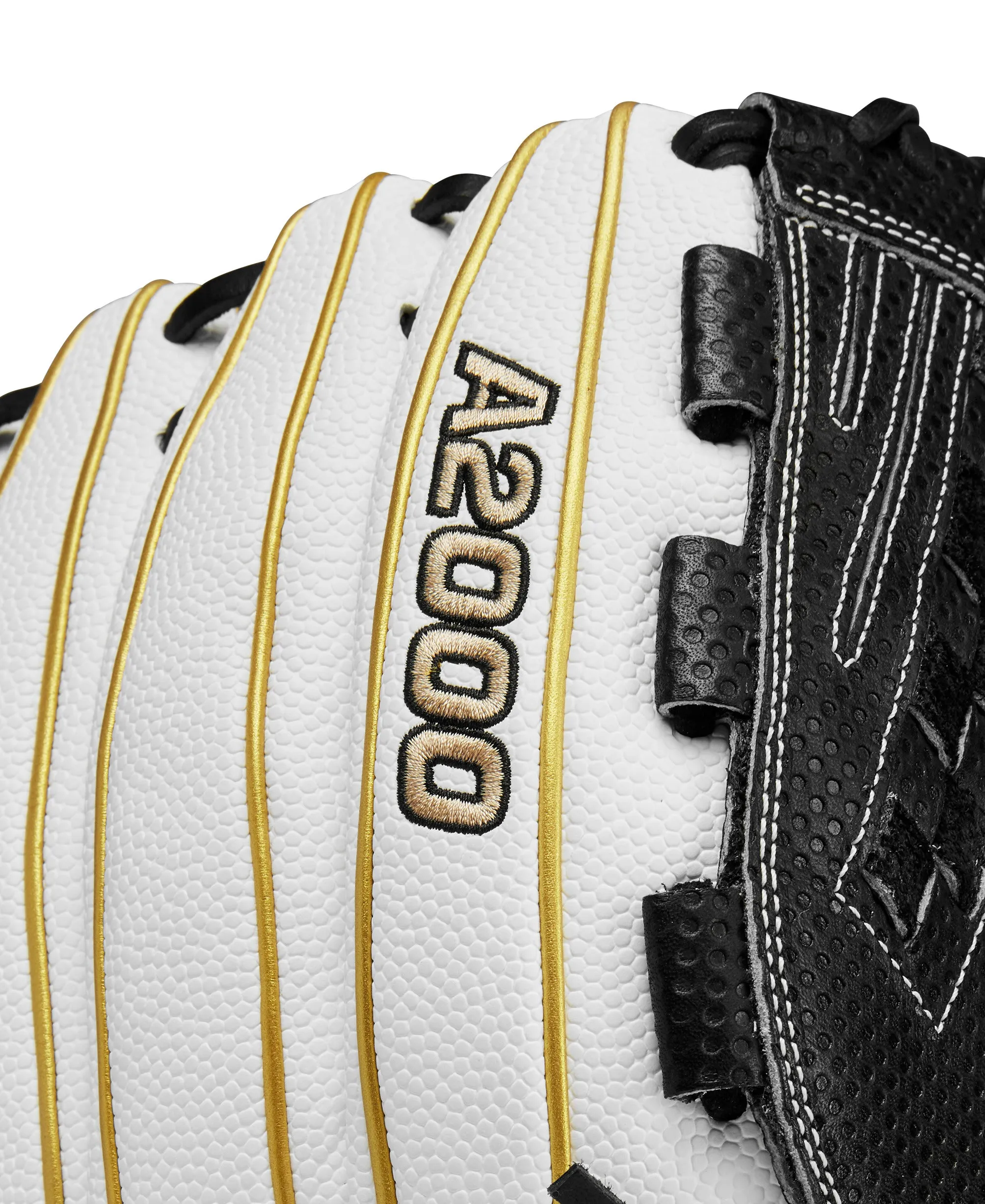 Wilson A2000 12.5 Outfield Fastpitch Softball Glove